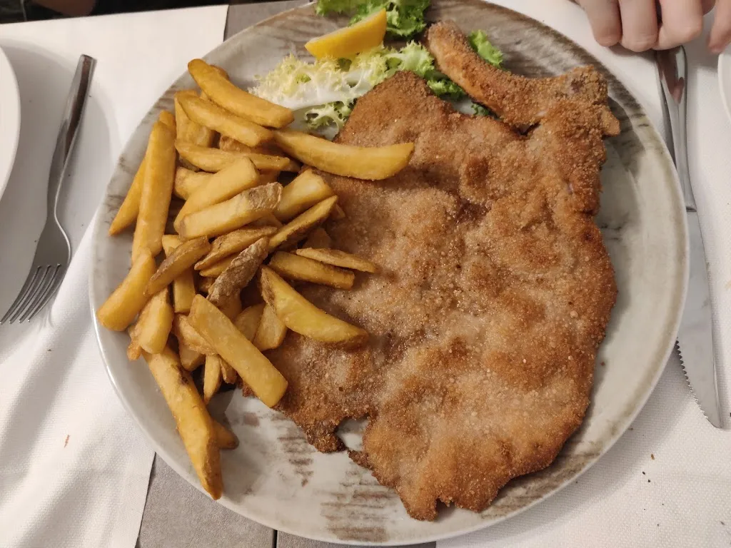 Renata Re_La Situazione_Garbagnate Monastero_review