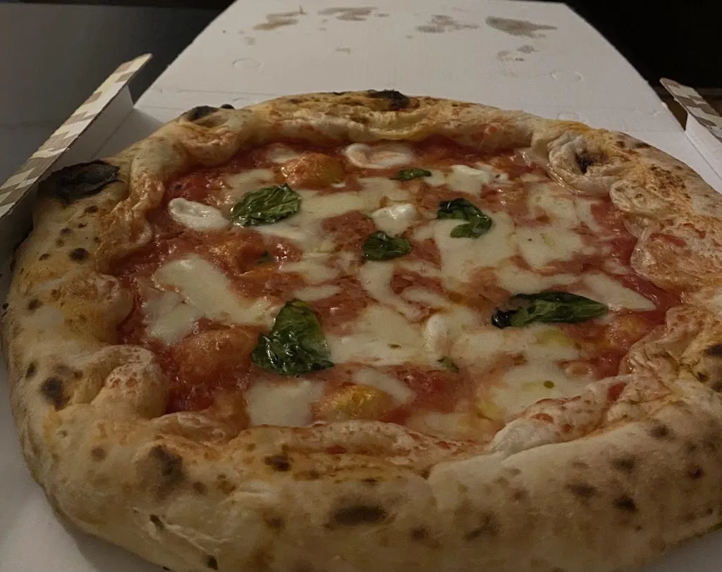 Irina Ciuntu_La Baita dei Sapori del Sud_Garbagnate_review