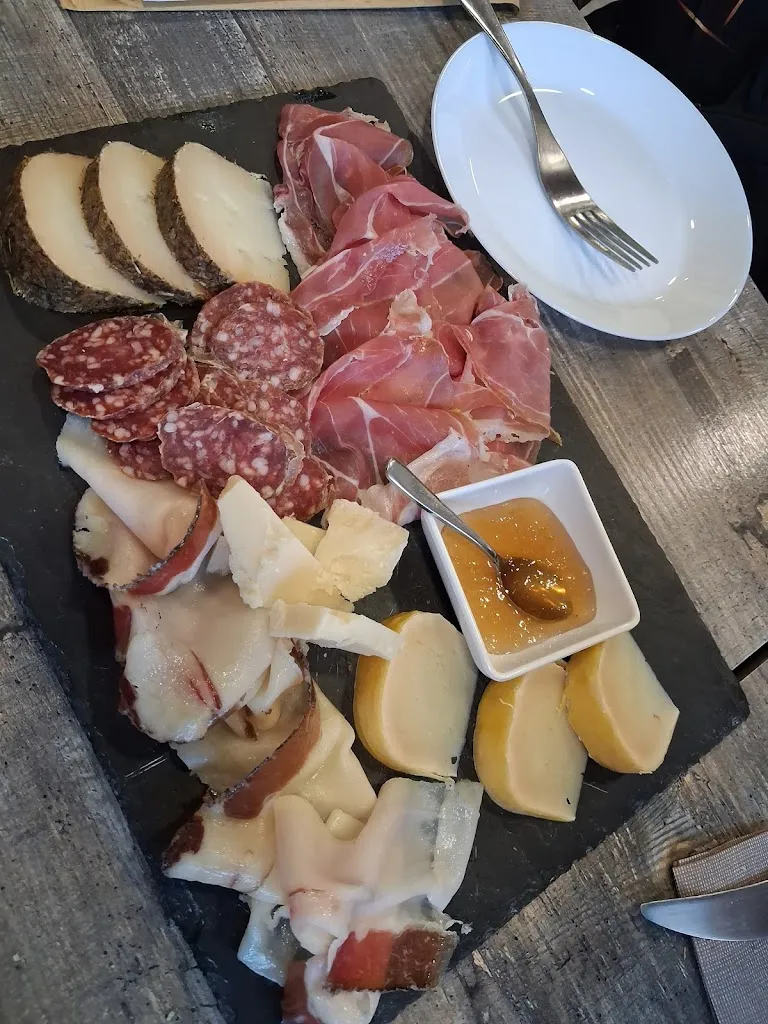 Morlacchi Bistrot_Garbagnate_slider_image_3