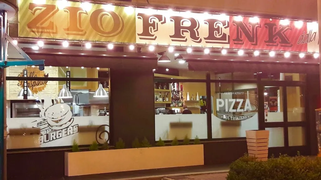 Zio Frenk - dalla pizza alla brace restaurant in Garbagnate