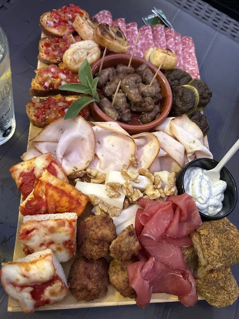 Raffaella Rovaldi_Kiuskett_Garbagnate_review