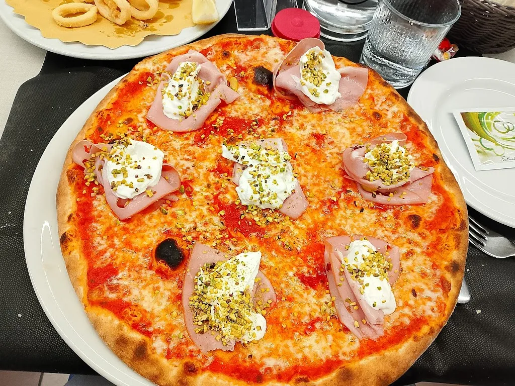 Ristorante Pizzeria Sperone D'Italia Di Scarale Andrea_Gardone Val Trompia_slider_image_3