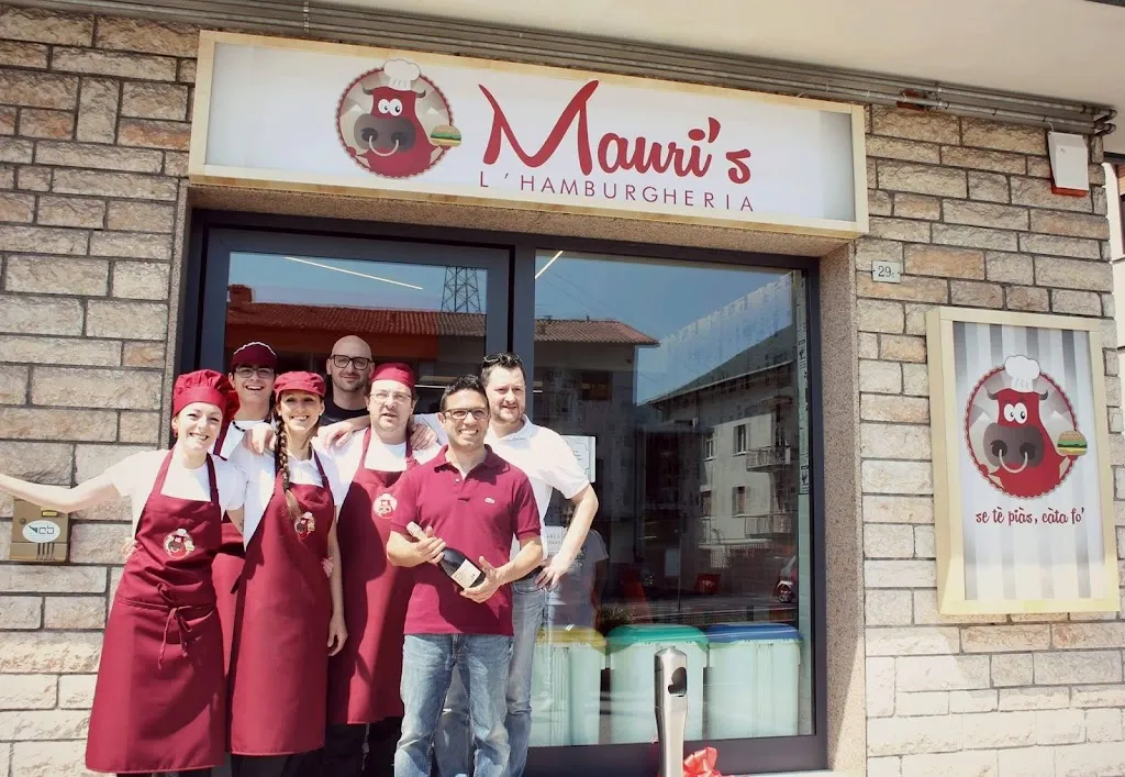 Mauri's l'hamburgheria Gardone restaurant in Gardone Val Trompia