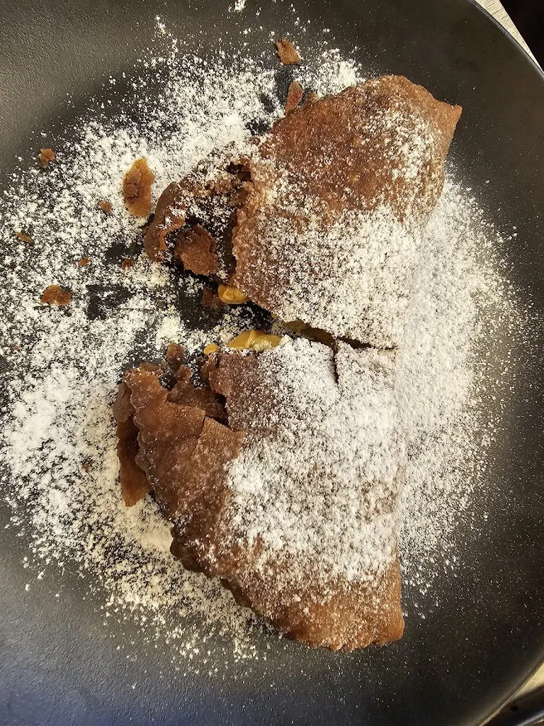 Pietro Amendolara_Panzerotteria Panzè_Altamura_review