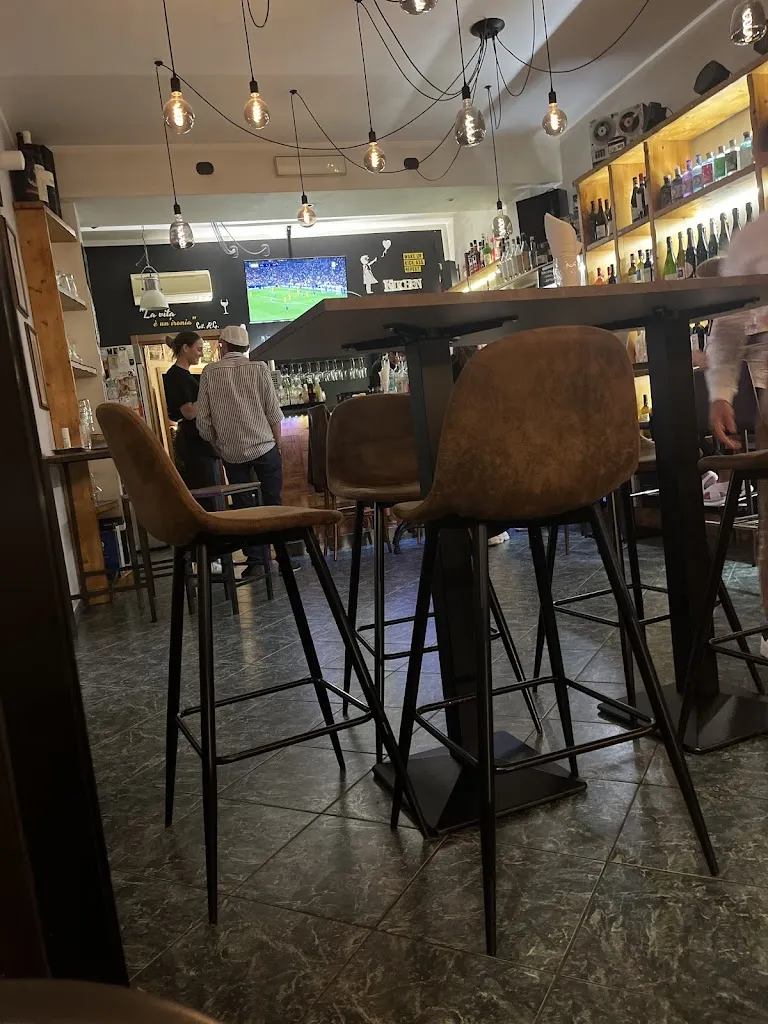 Cristina Dioli_Platone Wine & Beer_Garlasco_review