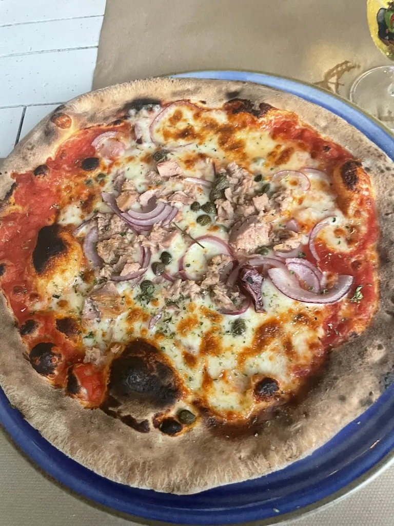 corbyn asbury_Merci Baguette_Garlate_recensione