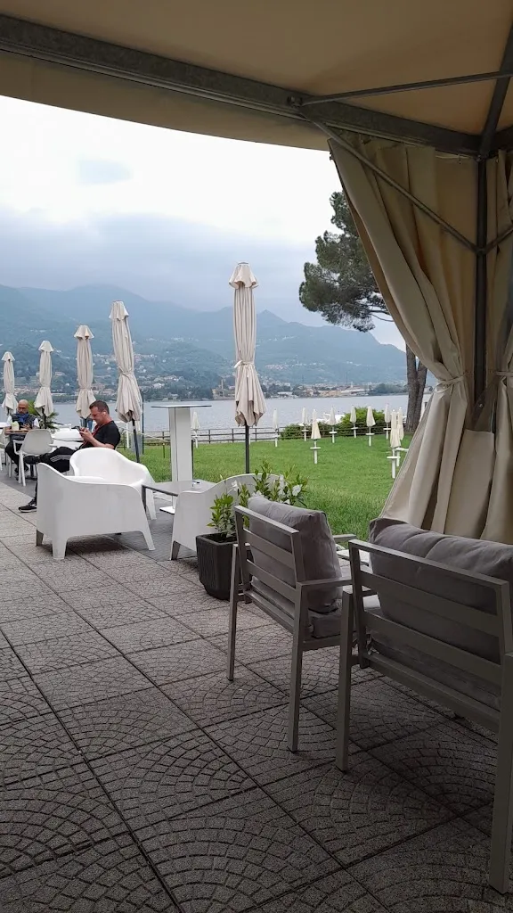 Pratogrande Frontelago ristorante a Garlate