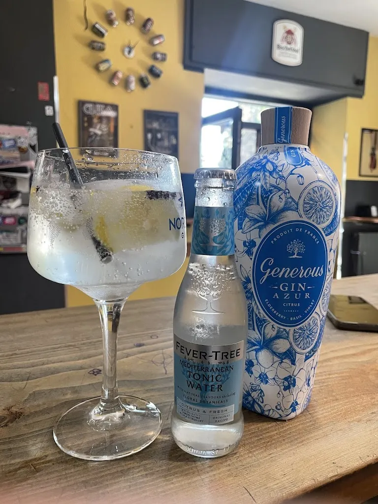 Art cafe_Garlate_slider_image_2