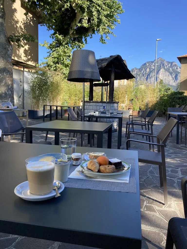 Nicolin Restaurant and Hotel_Garlate_slider_image_1