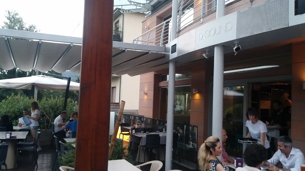 D-Lake restaurant in Garlate