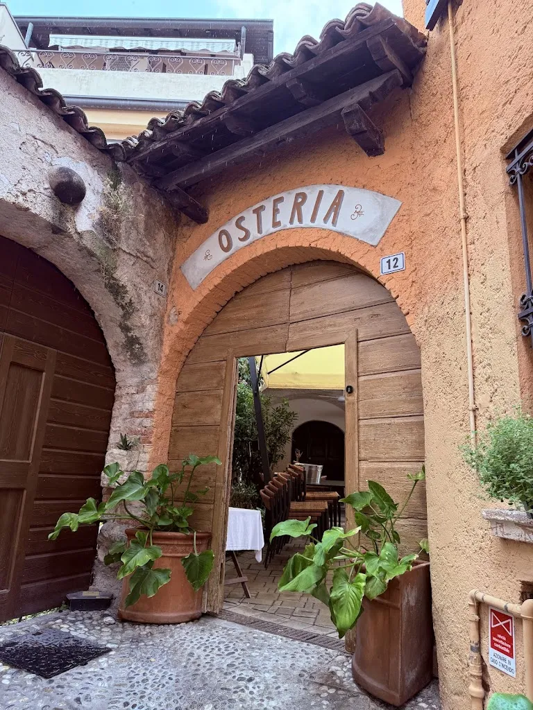 Osteria Antico Brolo restaurant in Gardone Riviera