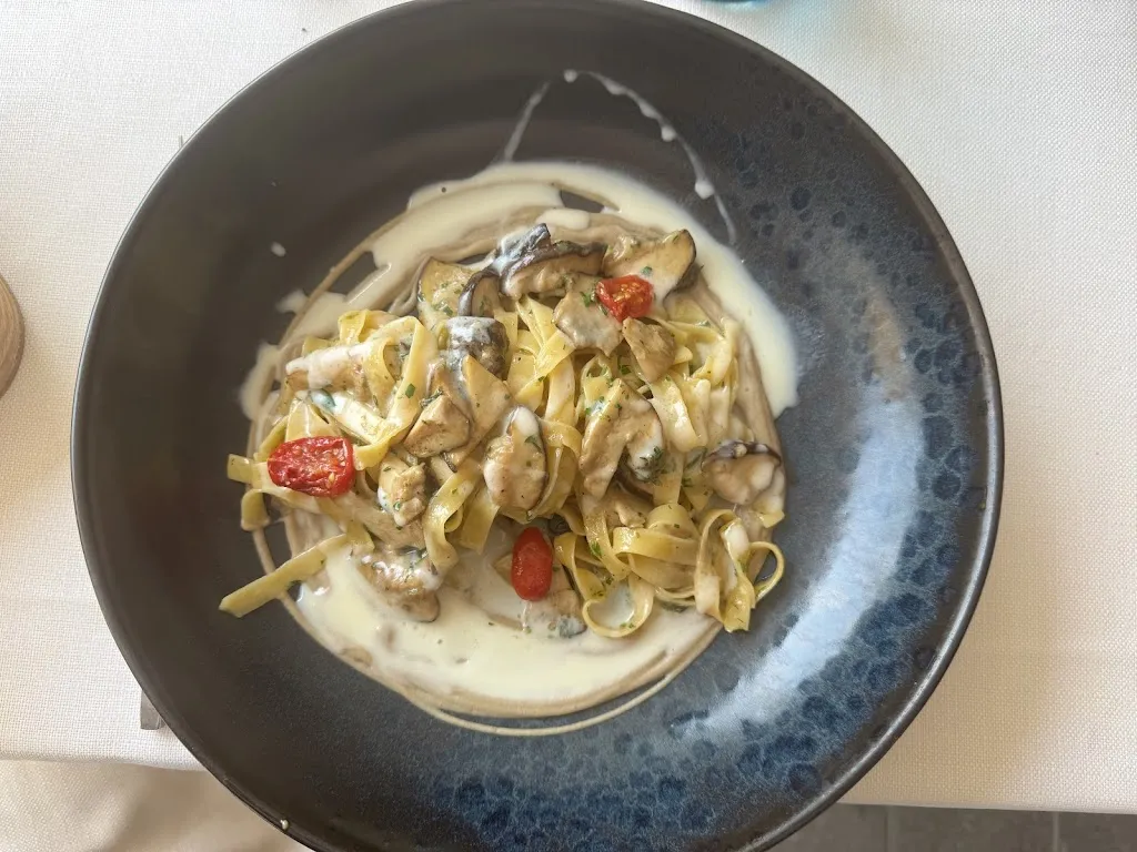 Nona Haller_Balí_Gardone Riviera_review