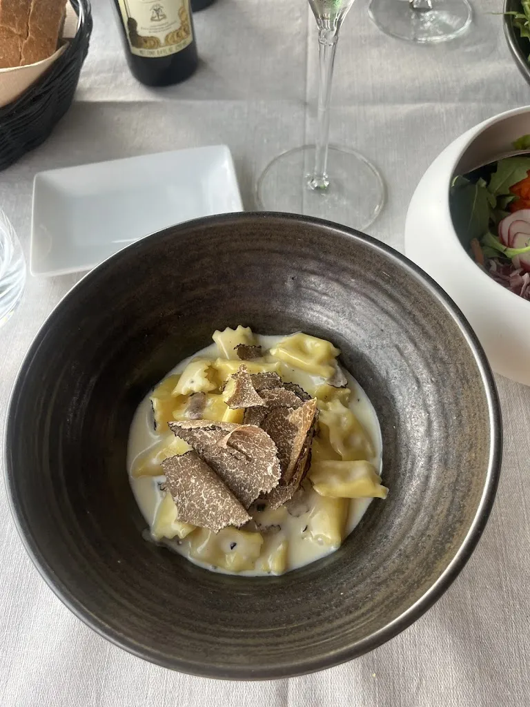 Kelsey Stappen_Rowing Bistrot Gardone Riviera_Gardone Riviera_review
