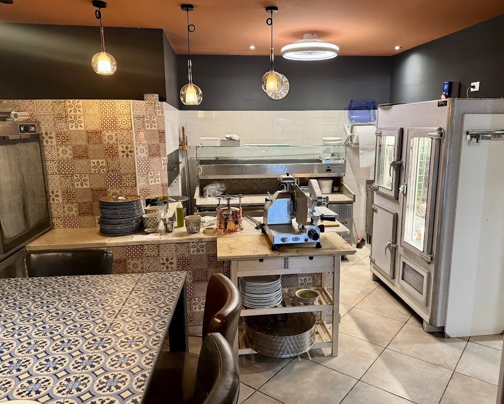 Constantin _A Casa Mia Pierolì_Gardone Riviera_review