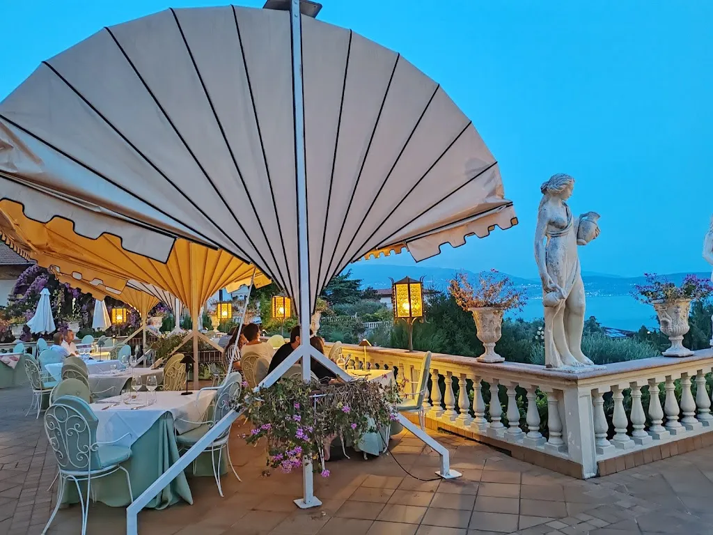 Francesca Panzica_Ville Montefiori_Gardone Riviera_review