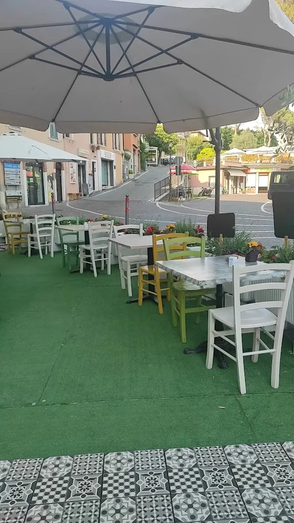 Italian Bistrot_Gardone Riviera_slider_image_2