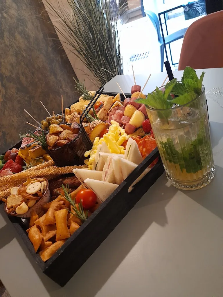 Menu_IRMA - ristorante per aperitivo e apericena_Gardone Riviera_image_8