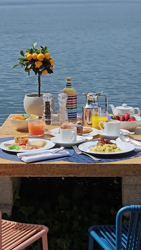 A. Baumann_Hotel Bella Riva_Gardone Riviera_review