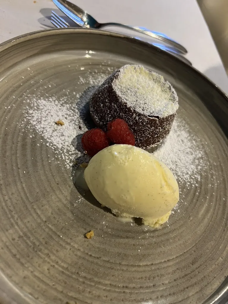 Jan Jorma Clement_La Darsena Ristorante e Pizzeria_Gardone Riviera_review