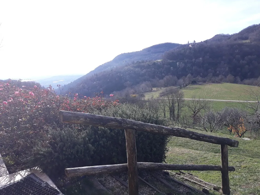 Joanne Vassallo_Agriturismo il Rudere_Gardone Riviera_review