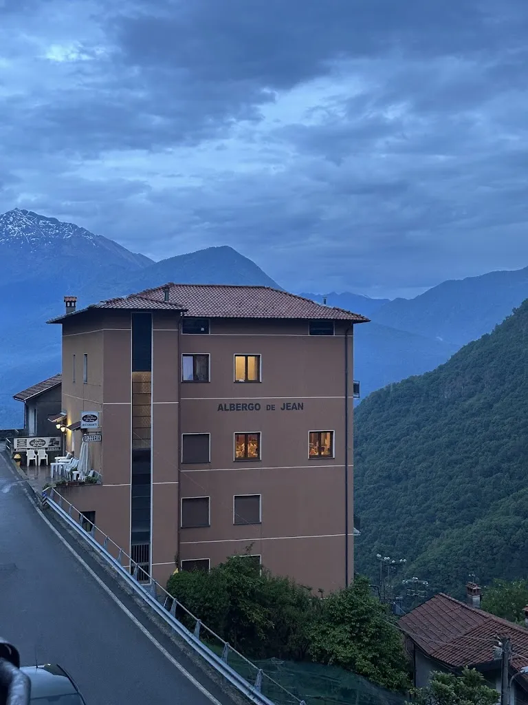 Hotel De Jean S.N.C. Matteri Aldo Di Giuseppe &_Garzeno_slider_image_1