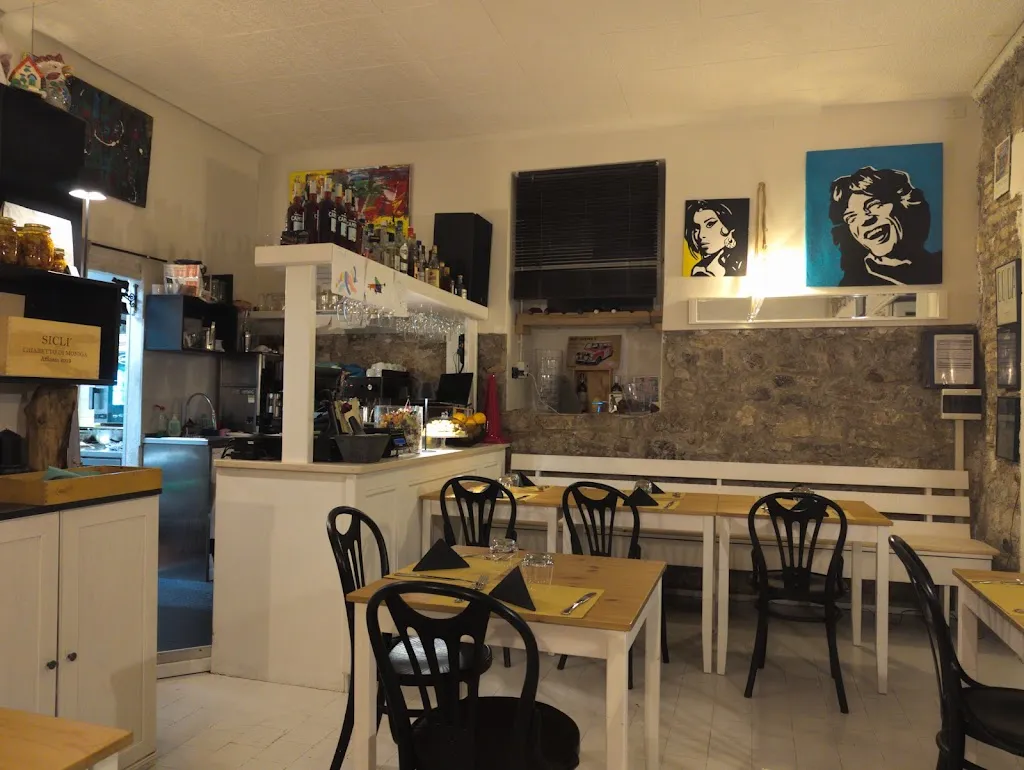 Osteria civico 20 restaurant in Gargnano