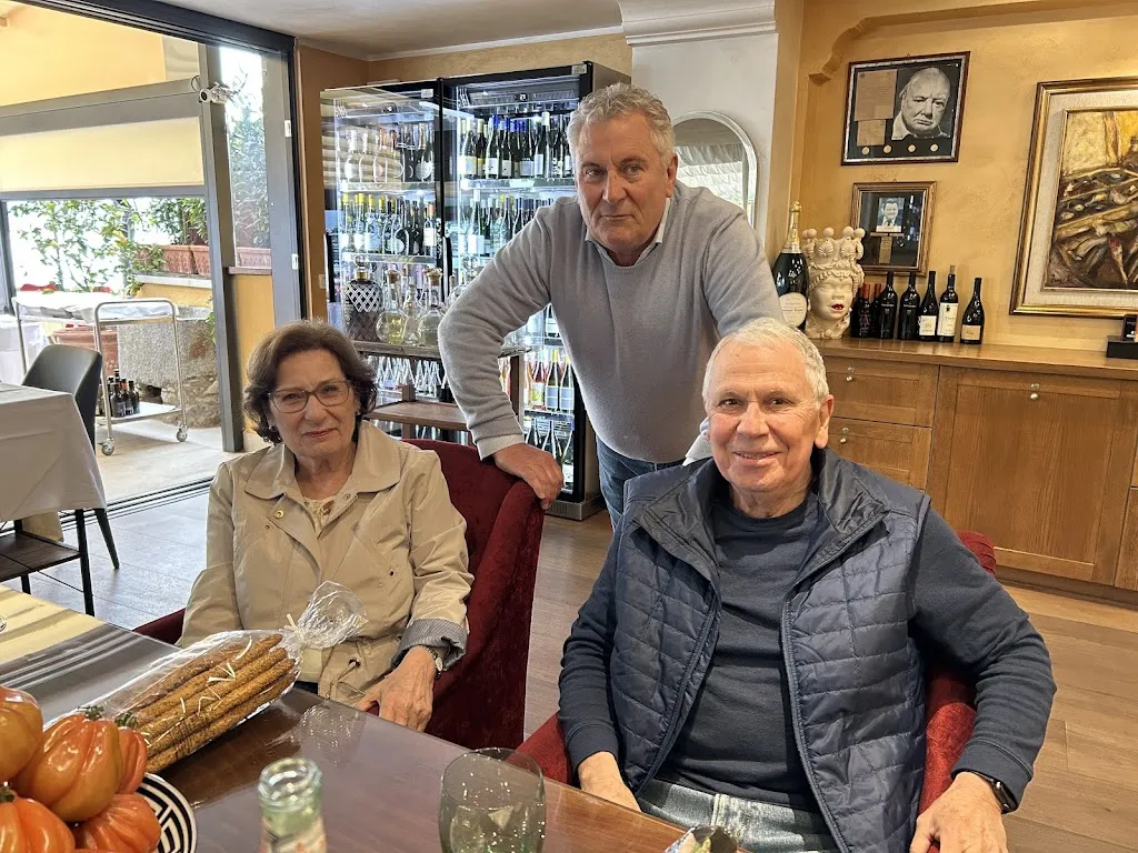 Nurhan Becidyan_Hotel Baia D'Oro_Gargnano_review