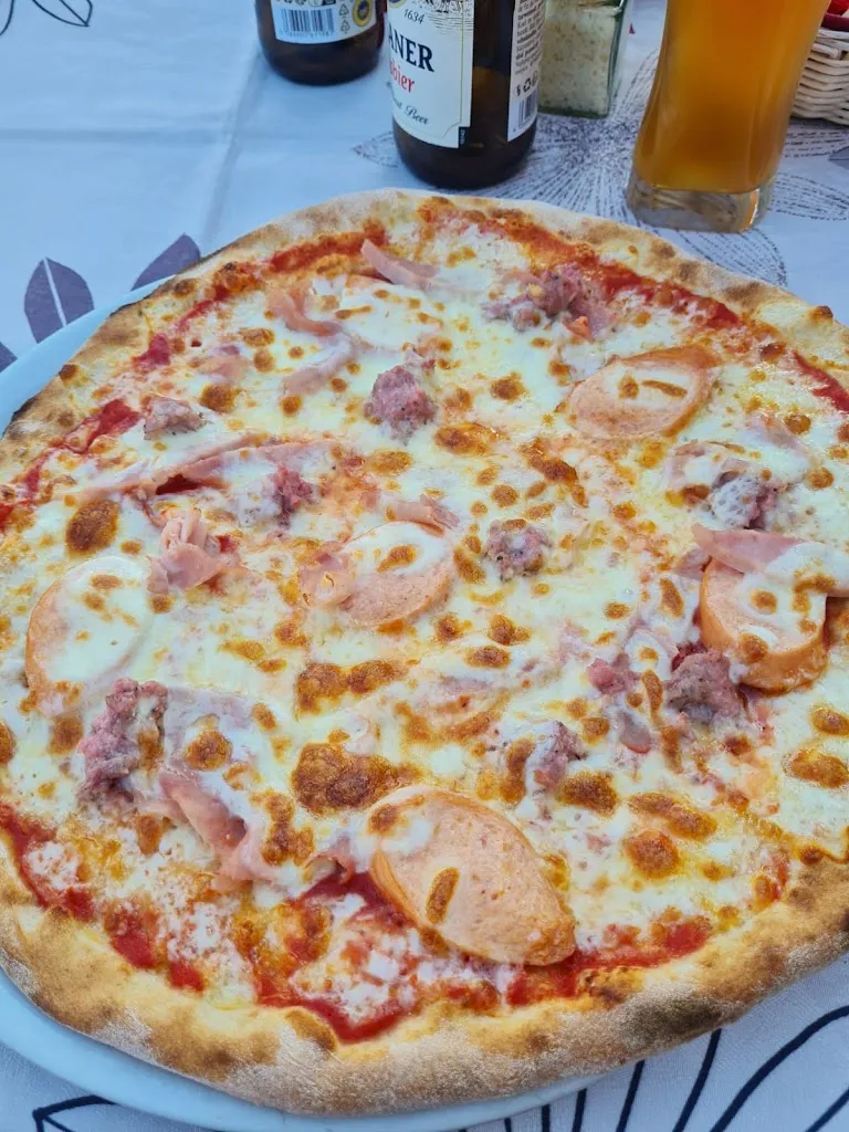 Pizzeria ristorante Centomiglia_Gargnano_slider_image_2