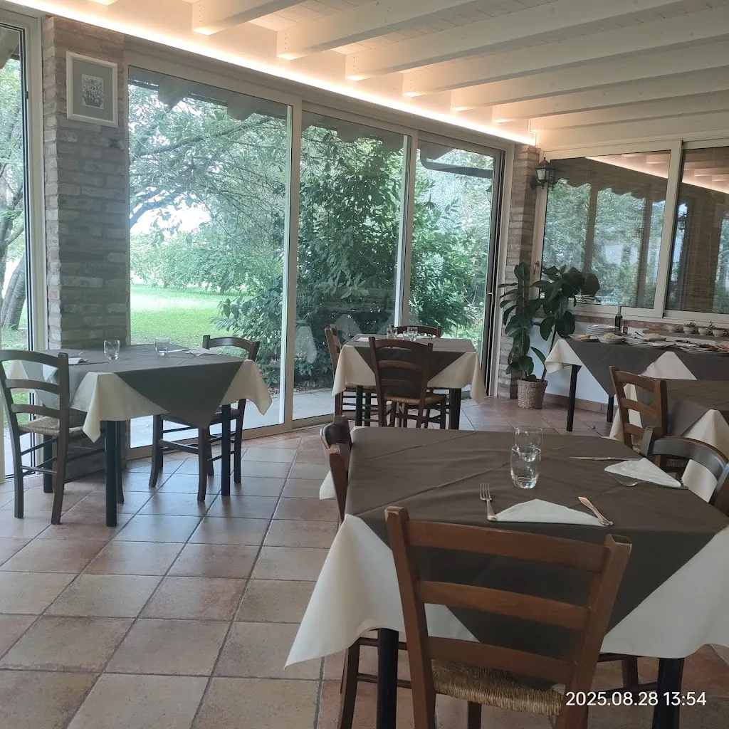 Agriturismo Loghino Vittoria_Gazoldo degli Ippoliti_slider_image_2
