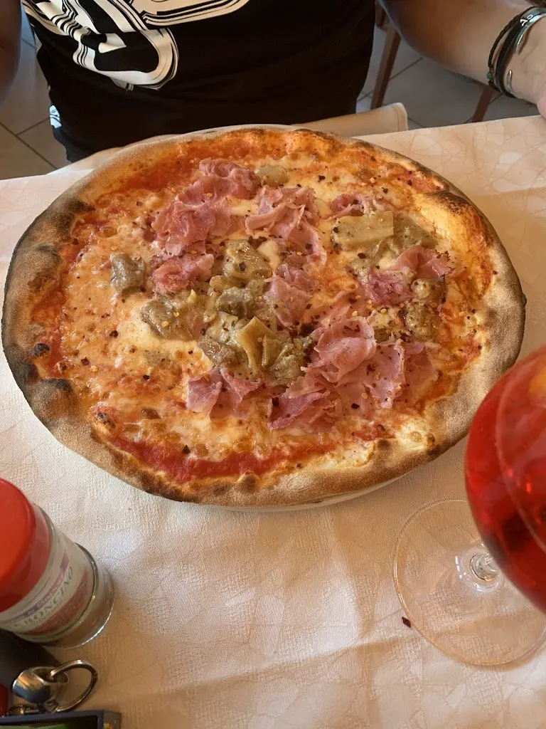 Ristorante Pizzeria Grattacielo_Gazzaniga_slider_image_3