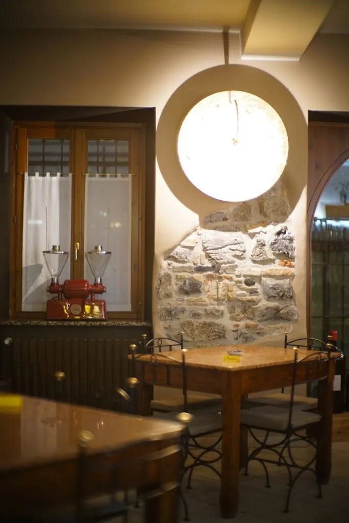 Maurilio Guerini_Enoteca Leone dal 1921_Gazzaniga_review