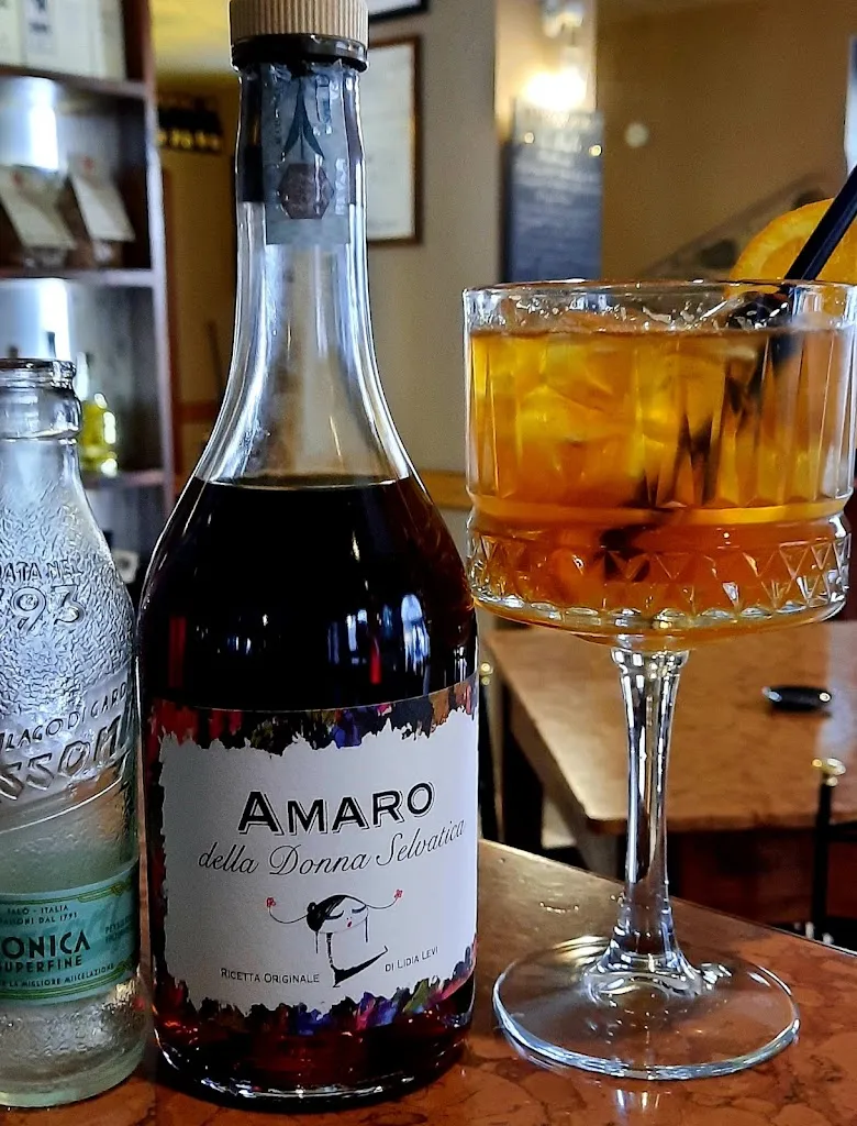 Enoteca Leone dal 1921_Gazzaniga_slider_image_3