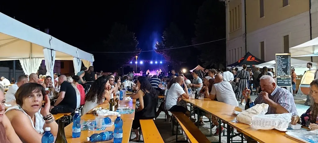 Bar Arci_Gazzuolo_slider_image_2