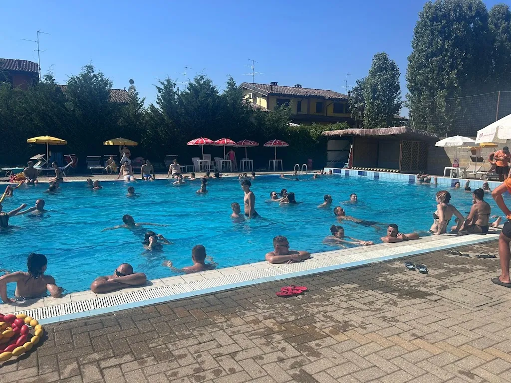 Davide Cazzamali_Piscine Centro Sportivo Gerenzago_Gerenzago_review