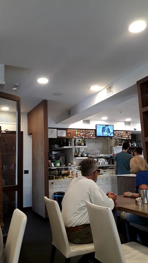 Fornaio Caffè_Gessate_slider_image_2