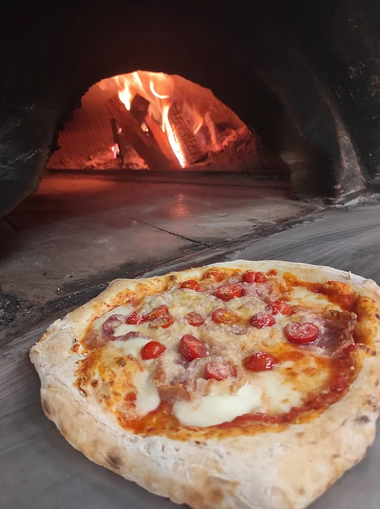 Menu_Pizzeria La Rustica_Gerenzano_image_2