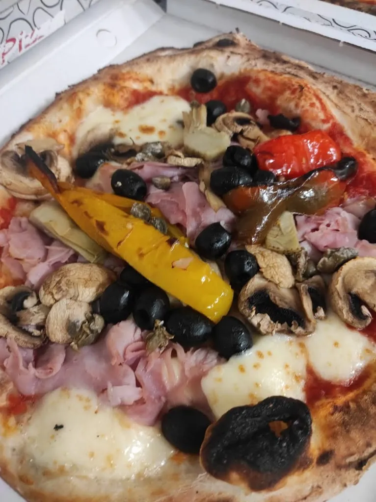 Menu_Pizzeria La Rustica_Gerenzano_image_6