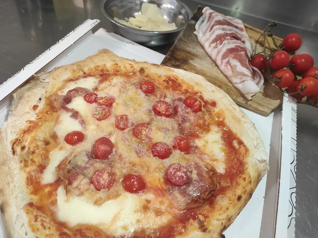 Pizzeria La Rustica_Gerenzano_slider_image_1