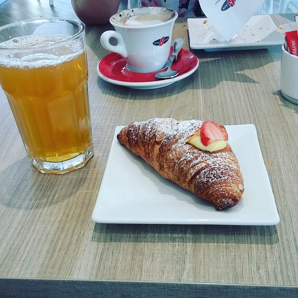 Dream & Coffee Gerenzano_Gerenzano_slider_image_3