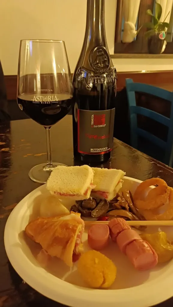 Giovanni De Rienzo_Osteria Il Brillo Cantante_Giovenzano_review