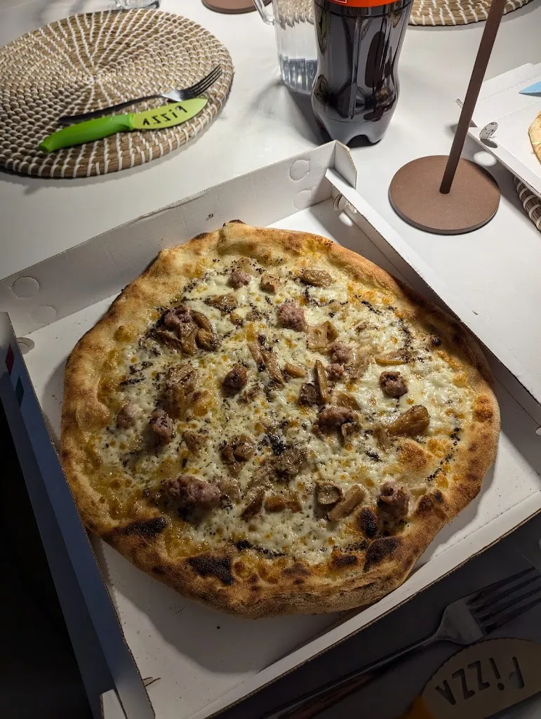 Matteo Primitivi_Delice's Pizzeria_Giovenzano_review