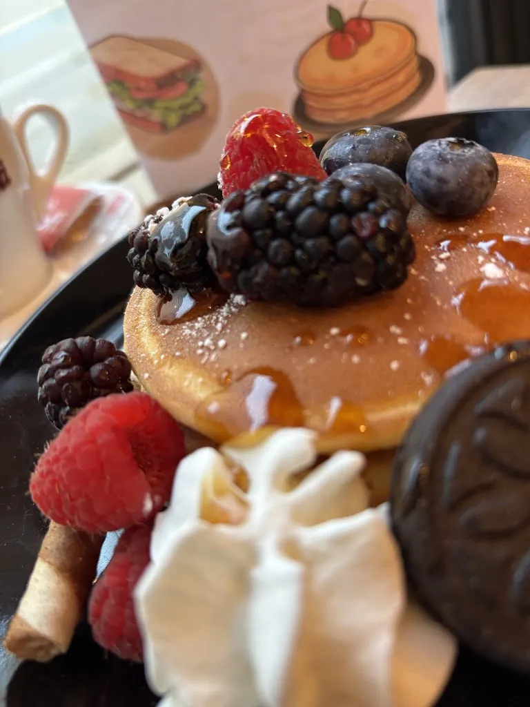 angela bertola_L'OTTANTA _Ghisalba_review