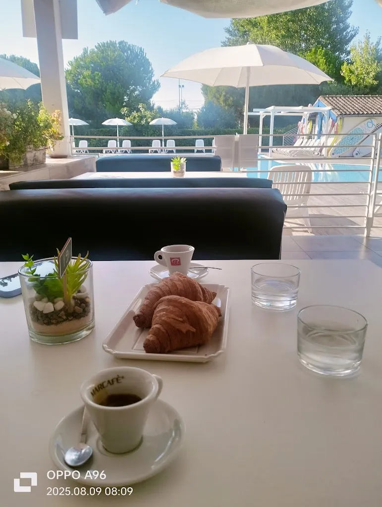 Ristorante & Pizzeria TheBeach_Borgo Santa Maria Immacolata_slider_image_1