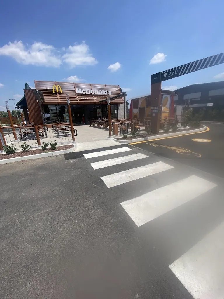 Francesco PAVONCELLI_McDonald's Ghisalba_Ghisalba_review