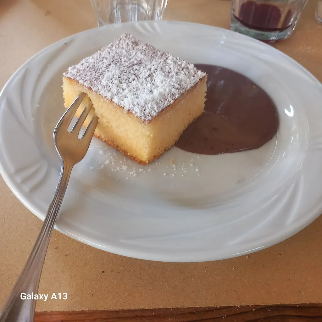 Lorena Pervrsi_La Vecchia Stalla_Giussago_review