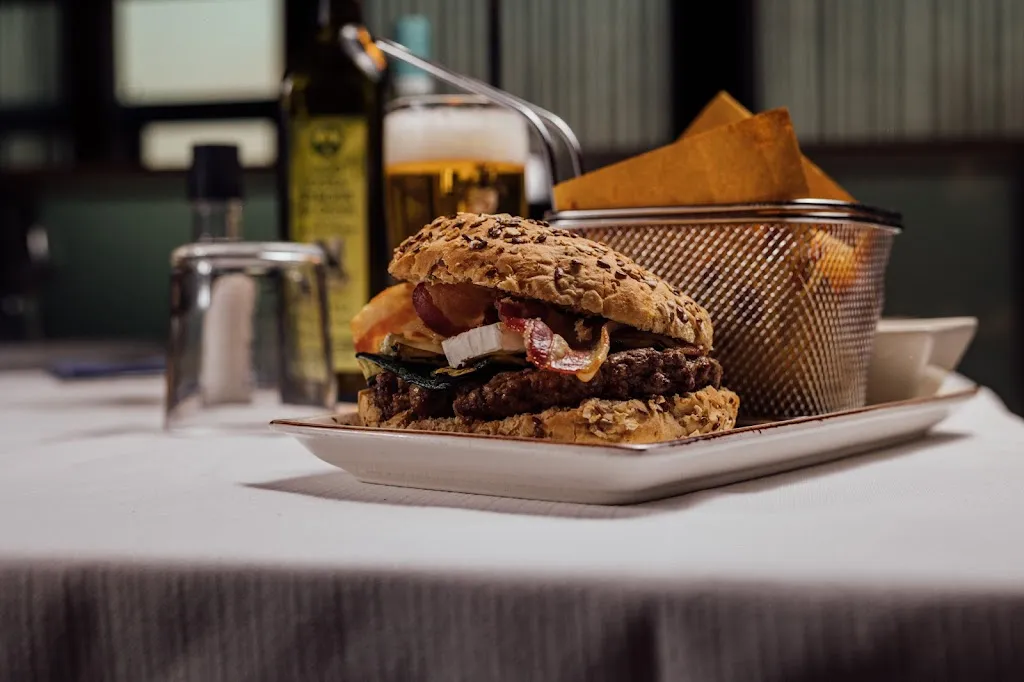 Bolla Café&Restaurant_Giussano_slider_image_3