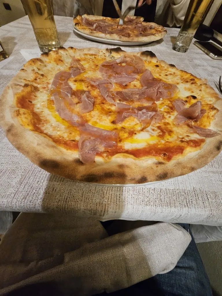 La Monella_Godiasco_slider_image_3