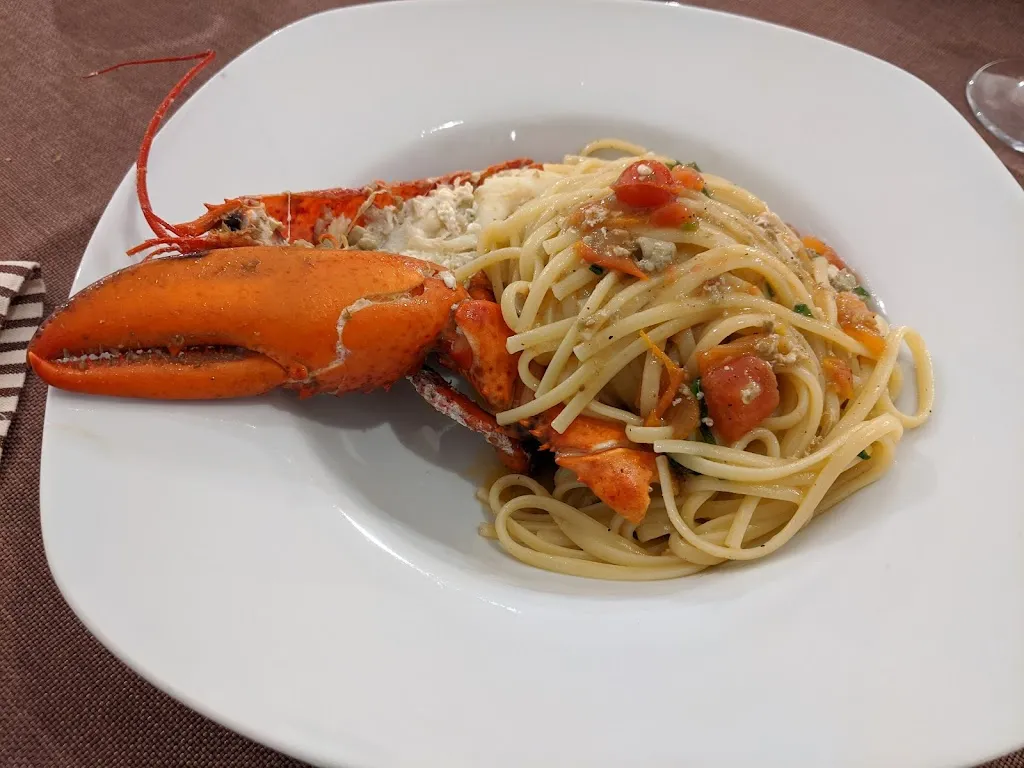 Weronika Rosowska_Antonio cucina officina_Aradeo_review