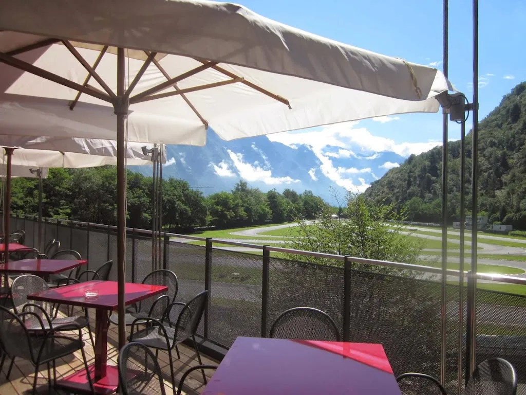 BOGGIA Ristorante Pizzeria American bar & Kartodromo_Gordona_slider_image_1