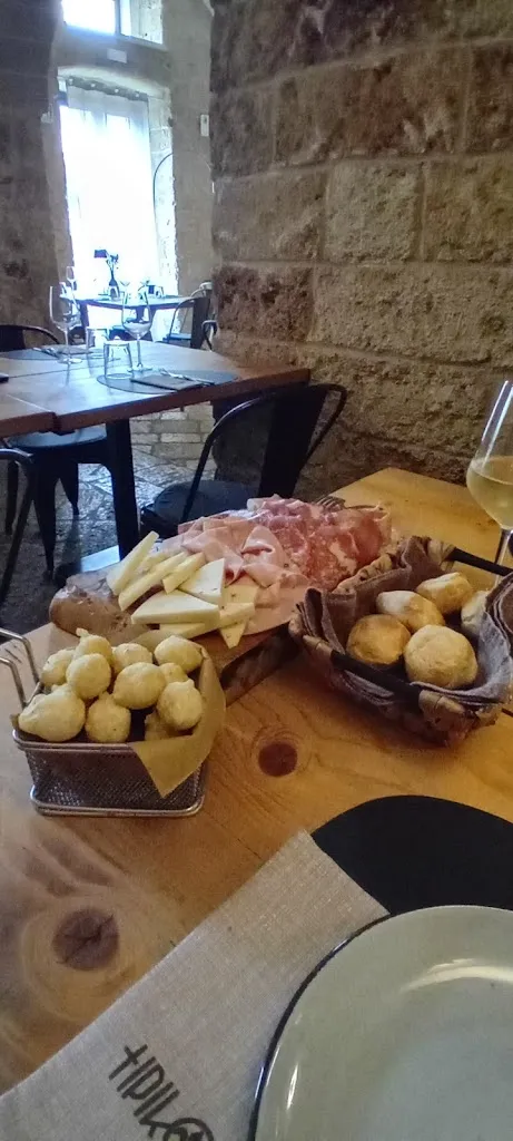 Miriam Latino_Tipiko Ristorante_Aradeo_review